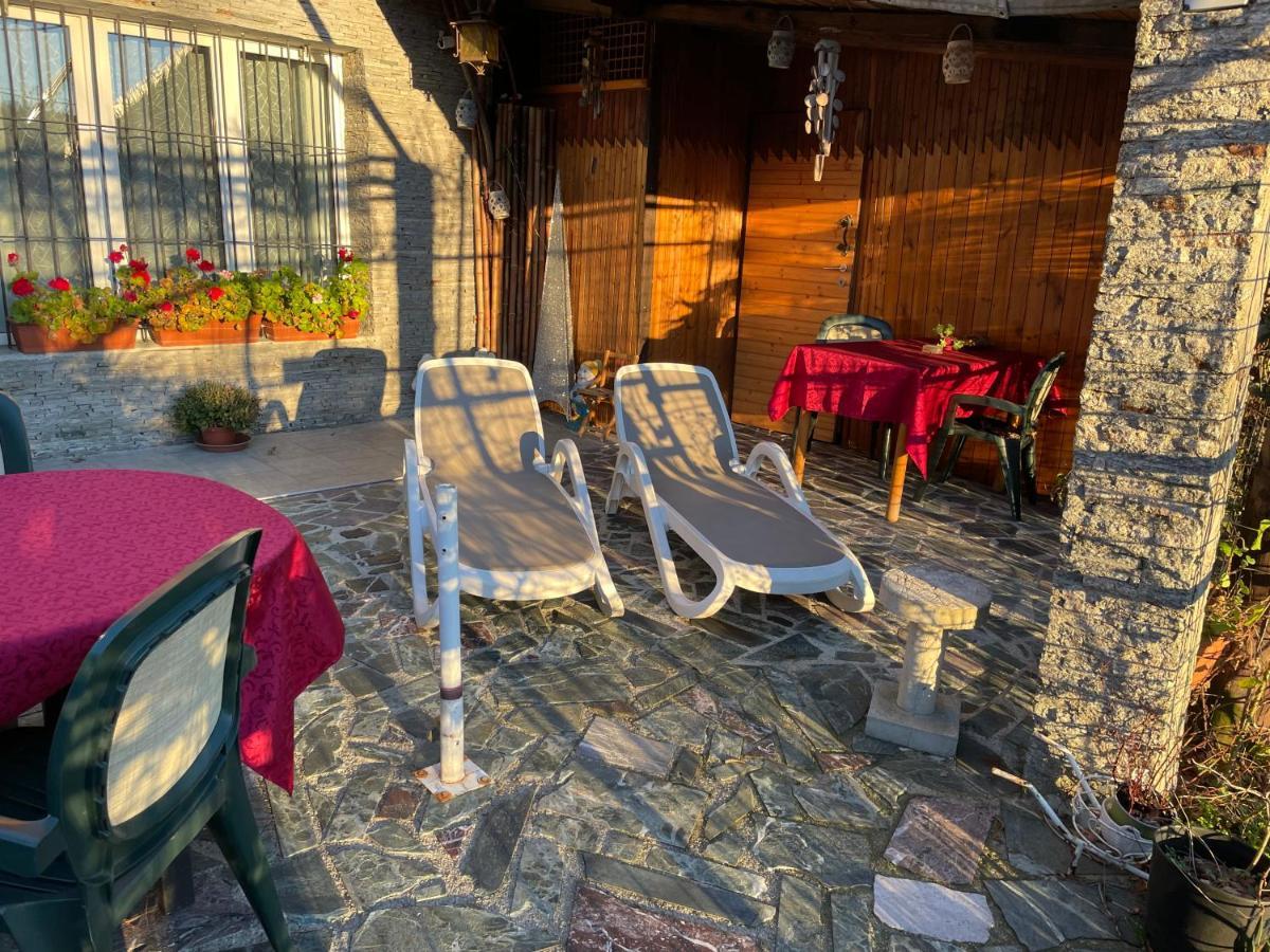 Bed and Breakfast Al Cervo Tra I Laghi à Tavernerio Extérieur photo